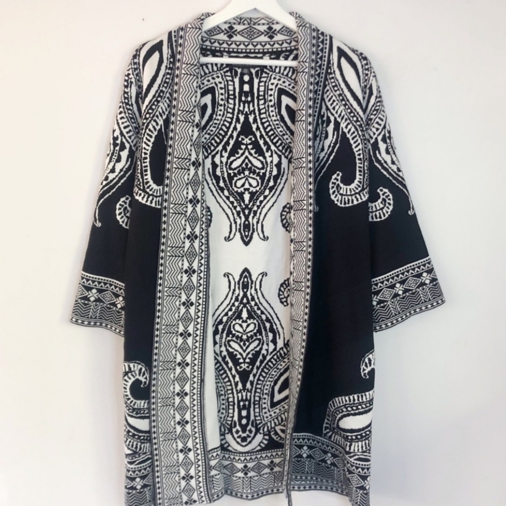 Context Lord & Taylor Black White Paisley Print Duster Cardigan Sweater Size M